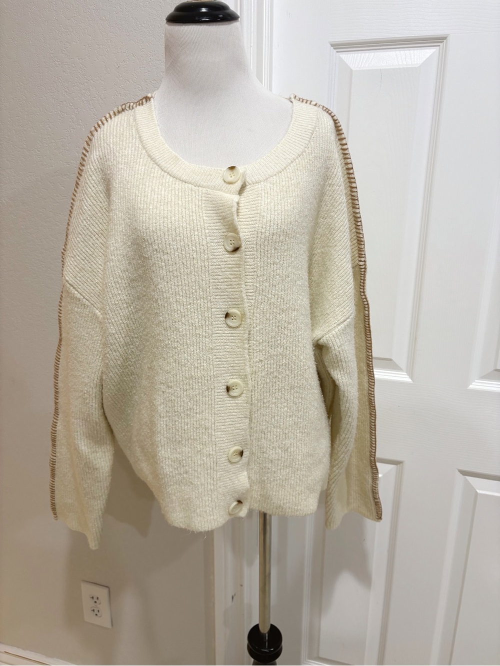 Anthropologie Pilcro Cream Knit Button-Front Whipstitch Cardigan Sweater Small - Picture 3 of 8